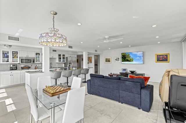 3589 S Ocean Boulevard 306, South Palm Beach, FL 33480