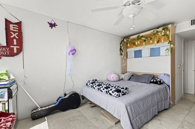 3589 S Ocean Boulevard 306, South Palm Beach, FL 33480