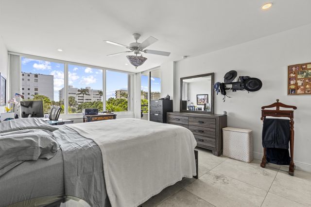 3589 S Ocean Boulevard 306, South Palm Beach, FL 33480