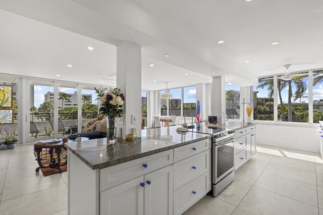 3589 S Ocean Boulevard 306, South Palm Beach, FL 33480