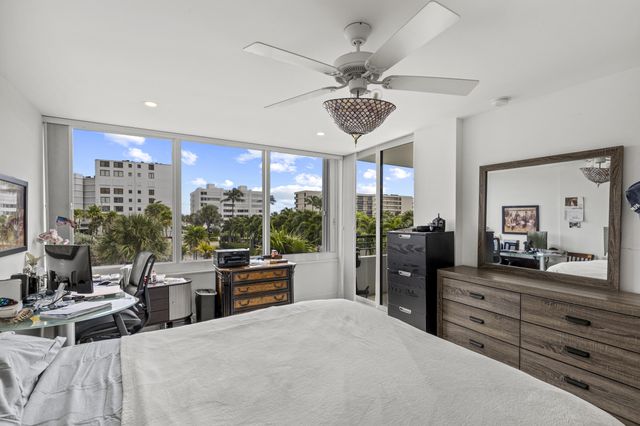 3589 S Ocean Boulevard 306, South Palm Beach, FL 33480