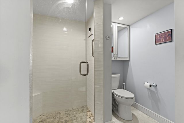 3589 S Ocean Boulevard 306, South Palm Beach, FL 33480