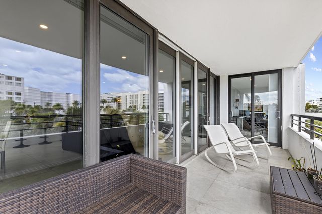 3589 S Ocean Boulevard 306, South Palm Beach, FL 33480