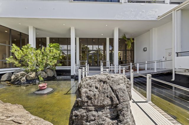 3589 S Ocean Boulevard 306, South Palm Beach, FL 33480