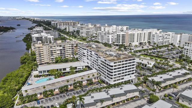 3589 S Ocean Boulevard 306, South Palm Beach, FL 33480