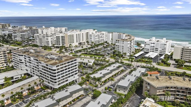 3589 S Ocean Boulevard 306, South Palm Beach, FL 33480