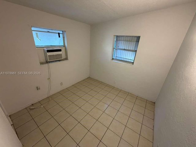 132 NE 70th St Back, Miami, FL 33138