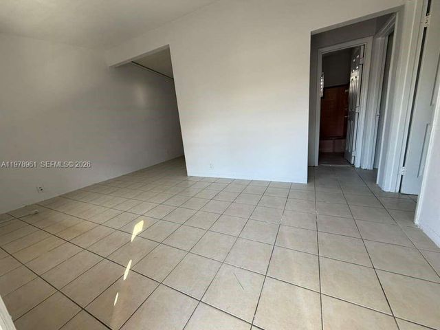 132 NE 70th St Back, Miami, FL 33138