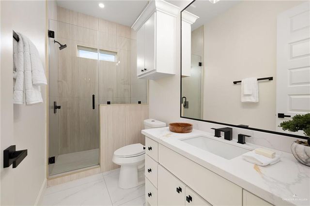901 Azalea Street, Mission, TX 78572