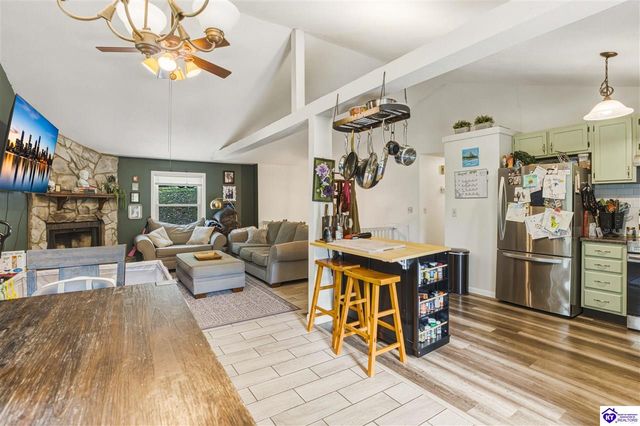 957 Wildflower Ridge Road, Brandenburg, KY 40108