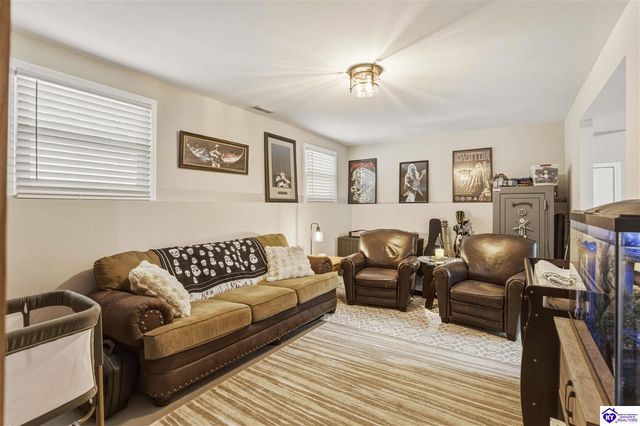 957 Wildflower Ridge Road, Brandenburg, KY 40108