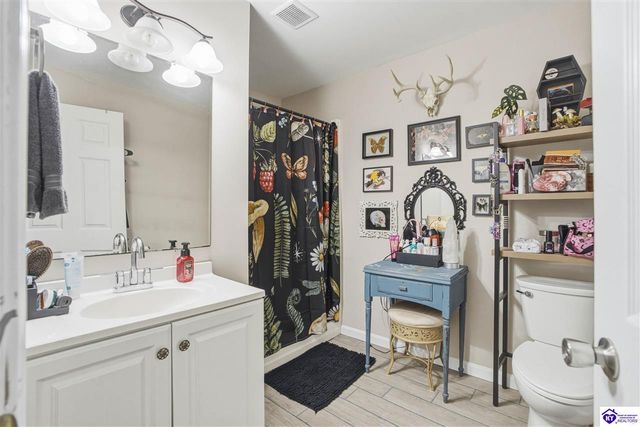 957 Wildflower Ridge Road, Brandenburg, KY 40108