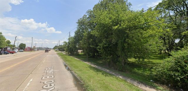 2424 Red Bluff Road, Pasadena, TX 77506