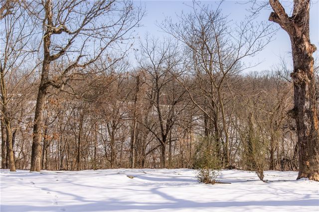 3407 Ridge Road, Siloam Springs, AR 72761