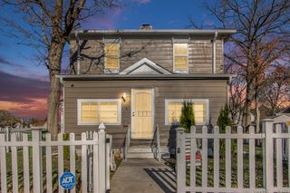 17 Tennyson Avenue, Battle Creek, MI 49015