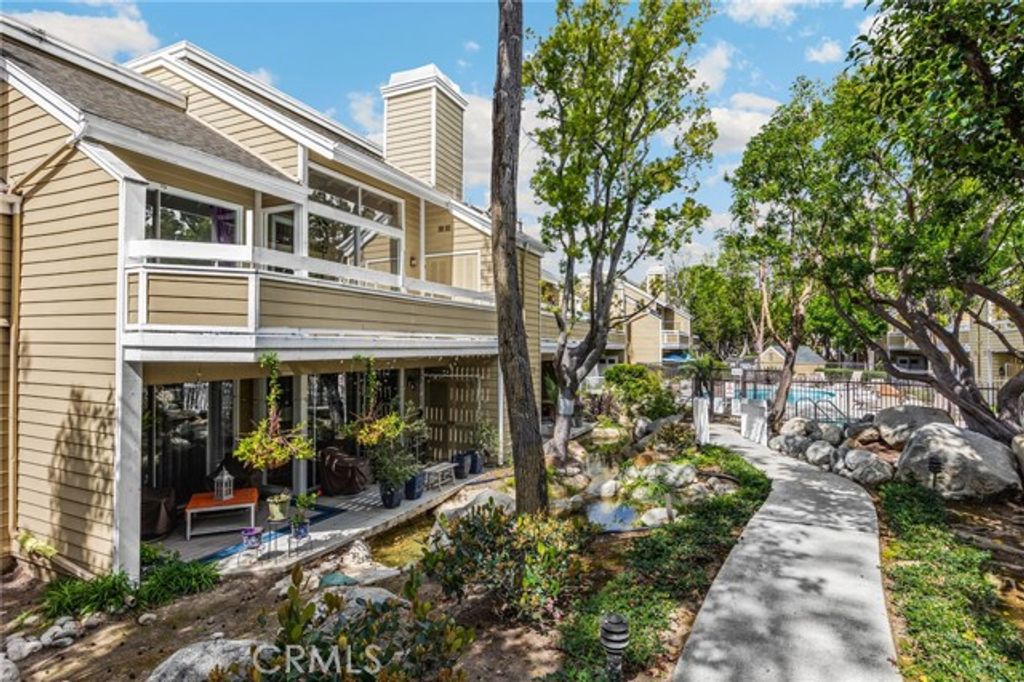 3740 S Bear St F, Santa Ana, CA 92704
