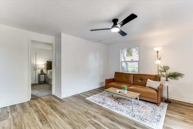 6724 E Orme, Wichita, KS 67207