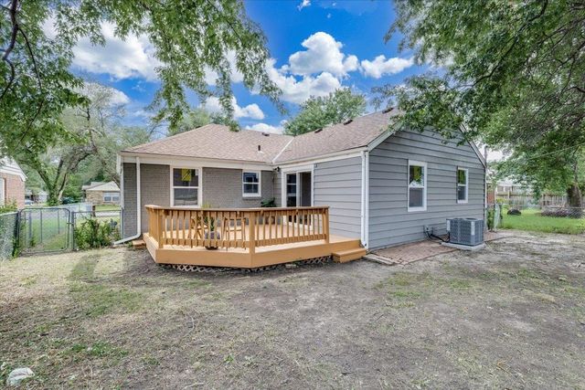 6724 E Orme, Wichita, KS 67207