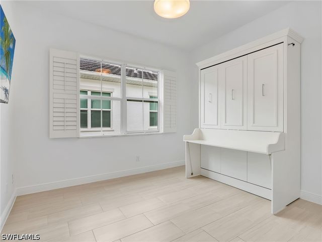 9052 Saint Lucia DR, Naples, FL 34114