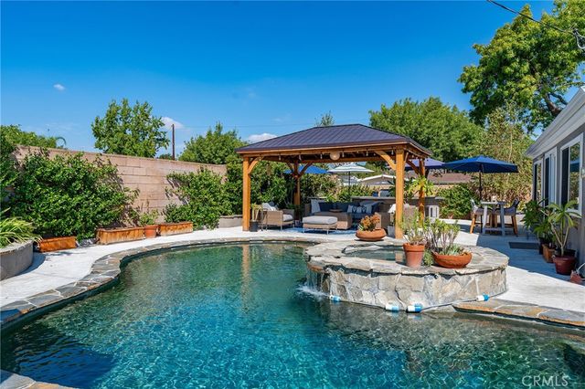 27233 Rockgrove Avenue, Canyon Country, CA 91351