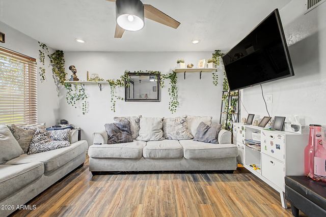 1041 E LODGE Drive, Tempe, AZ 85283