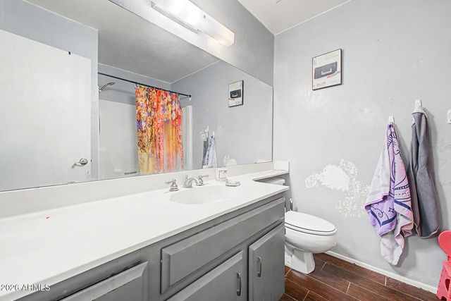 1041 E LODGE Drive, Tempe, AZ 85283