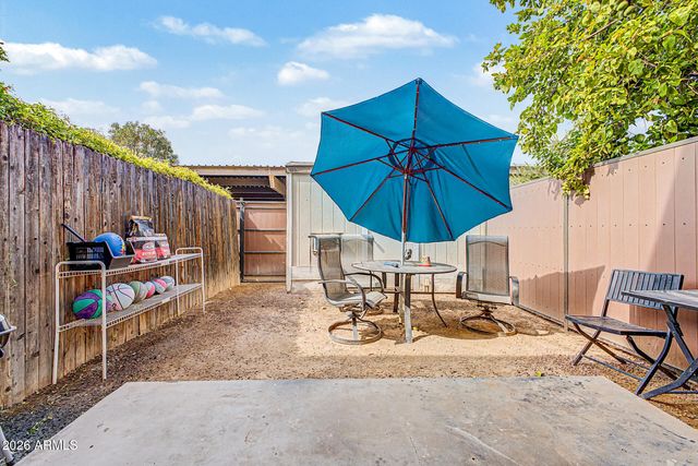 1041 E LODGE Drive, Tempe, AZ 85283