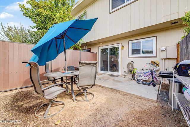 1041 E LODGE Drive, Tempe, AZ 85283