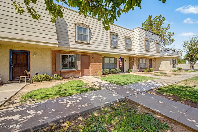 1041 E LODGE Drive, Tempe, AZ 85283