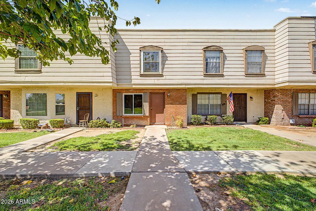 1041 E LODGE Drive, Tempe, AZ 85283