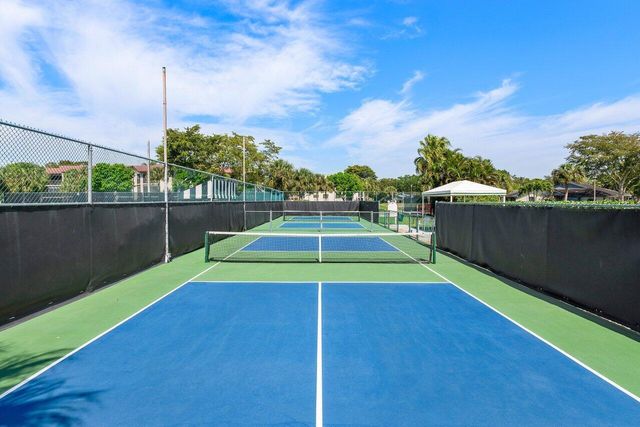 10110 Cedar Point Boulevard 305, Boynton Beach, FL 33437