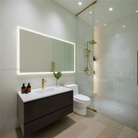 218 SE 7th St 504, Hallandale Beach, FL 33009