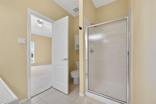 16 Regency Point, Conroe, TX 77356