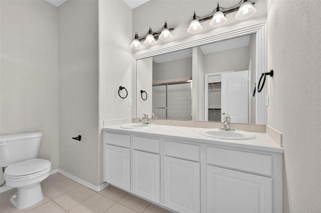 16 Regency Point, Conroe, TX 77356