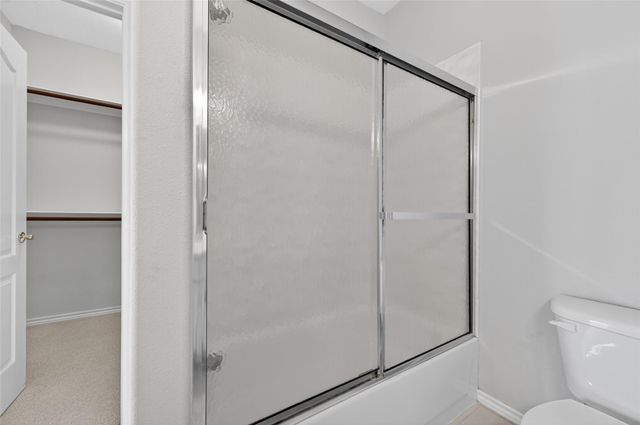 16 Regency Point, Conroe, TX 77356