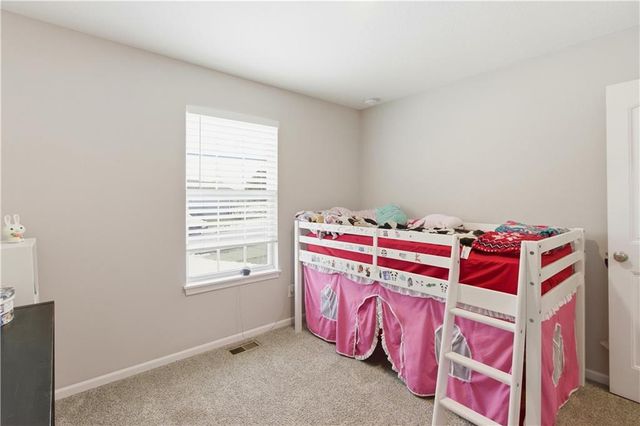 14223 Amanda Lane, Basehor, KS 66007