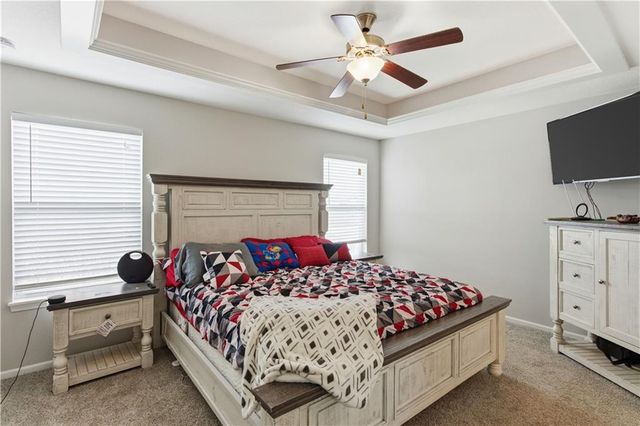 14223 Amanda Lane, Basehor, KS 66007