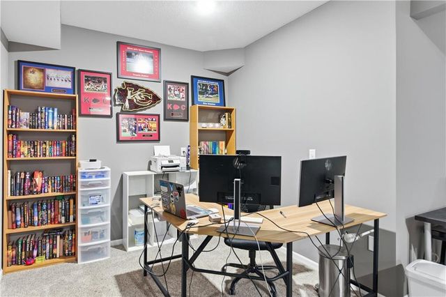 14223 Amanda Lane, Basehor, KS 66007