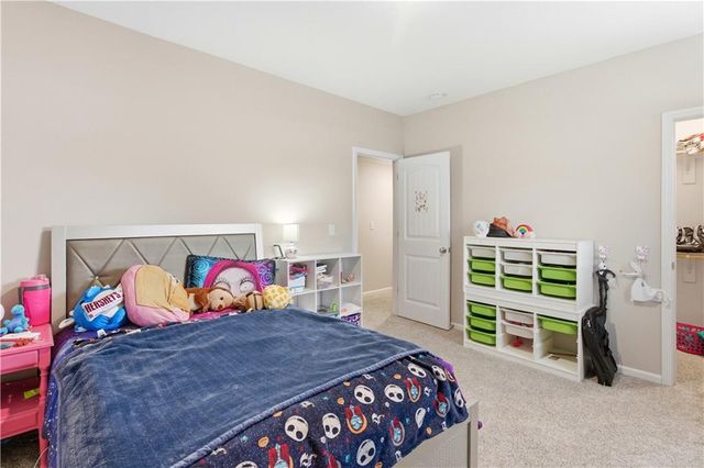 14223 Amanda Lane, Basehor, KS 66007