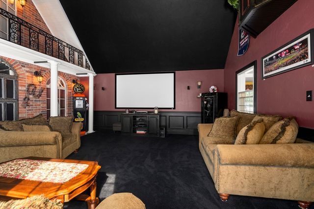 70 Ellis Road, Southbridge, MA 01550