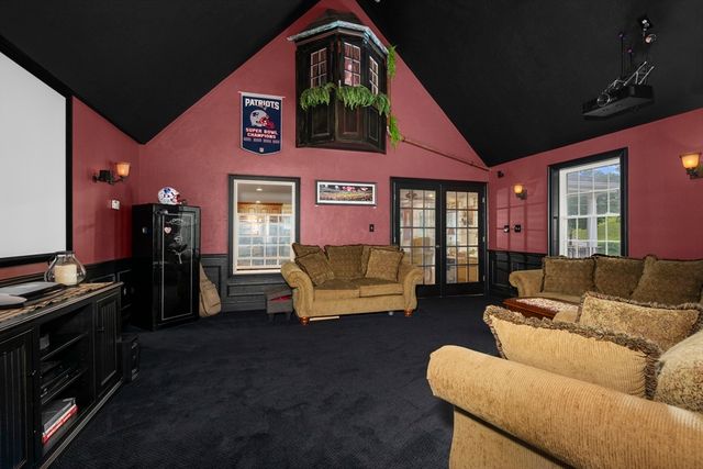 70 Ellis Road, Southbridge, MA 01550