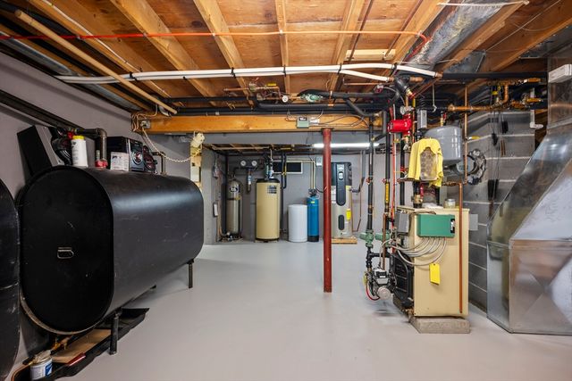 70 Ellis Road, Southbridge, MA 01550