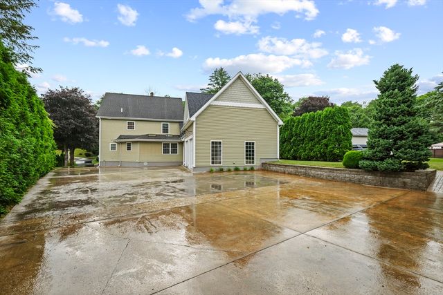 70 Ellis Road, Southbridge, MA 01550