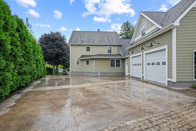 70 Ellis Road, Southbridge, MA 01550
