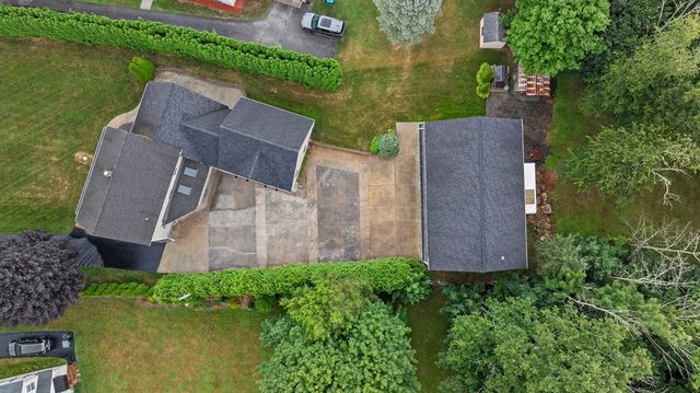 70 Ellis Road, Southbridge, MA 01550