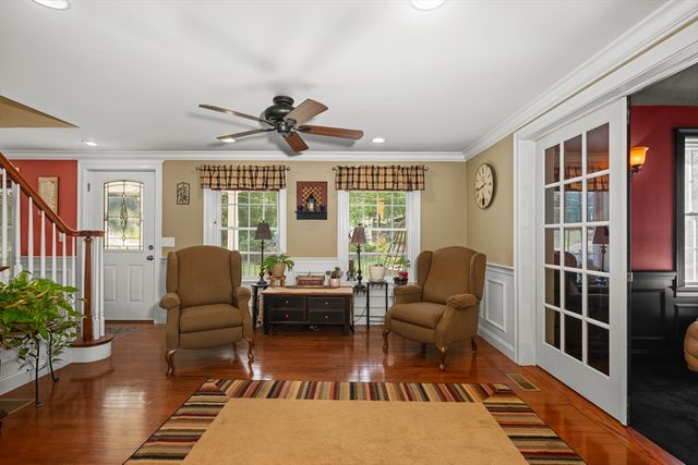 70 Ellis Road, Southbridge, MA 01550