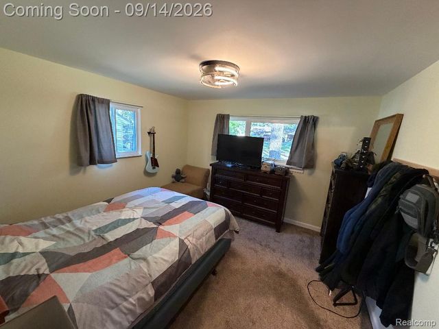 1615 Ladd Road, Wolverine Lake Village, MI 48390
