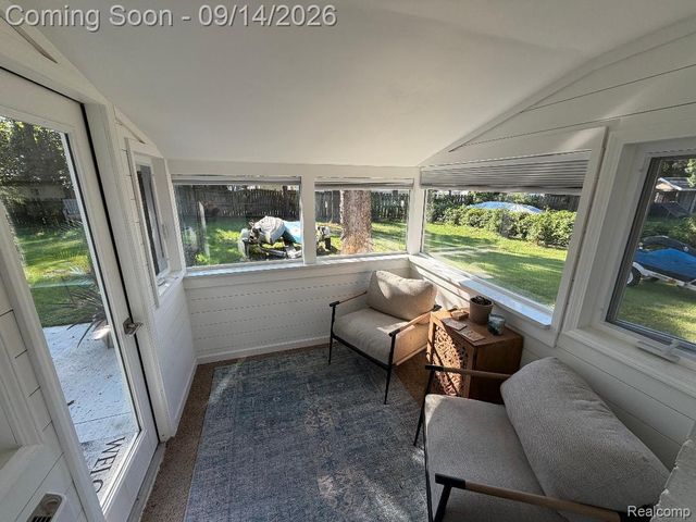1615 Ladd Road, Wolverine Lake Village, MI 48390