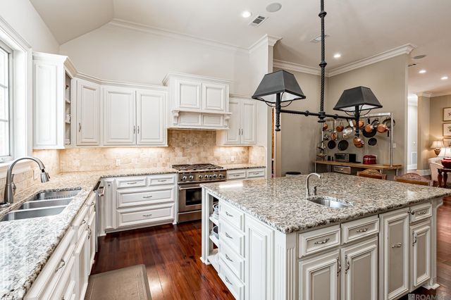 17744 Pecan Shadows Dr, Saint George, LA 70810