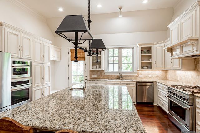 17744 Pecan Shadows Dr, Saint George, LA 70810